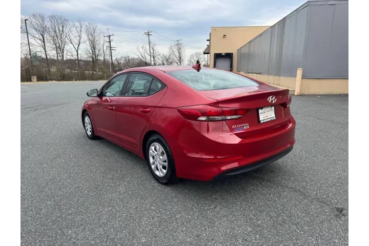 $8950 : 2017 Elantra SE image 8
