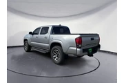 $31883 : Toyota Tacoma 2022 4x4 TRD P thumbnail