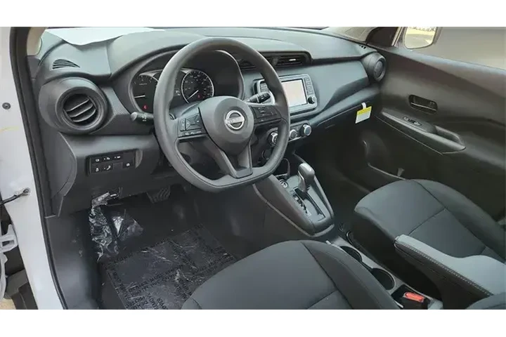 $20133 : Nissan Kicks Play 2025 S 4dr image 9