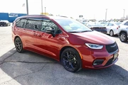 $34988 : 2025 Pacifica Limited FWD thumbnail