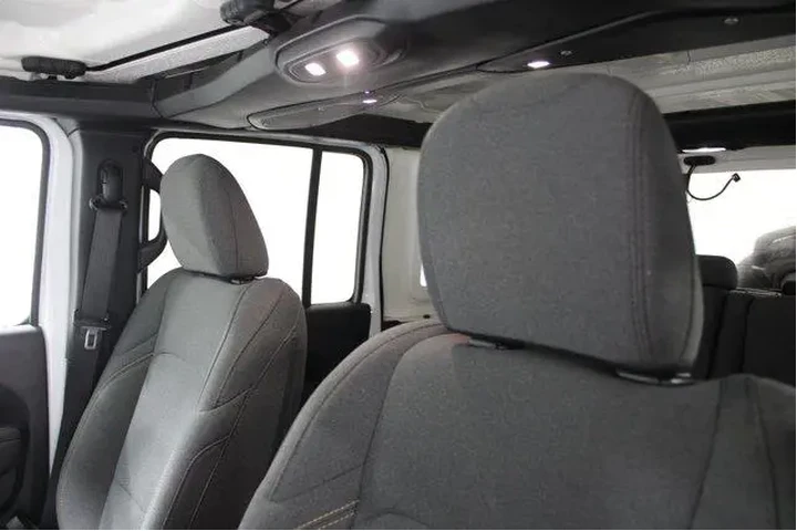 $37981 : Jeep Wrangler 2024 4x4 Willy image 5