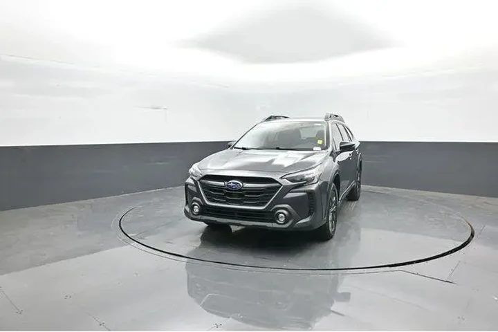 $30417 : Subaru Outback 2023 AWD Onyx image 3