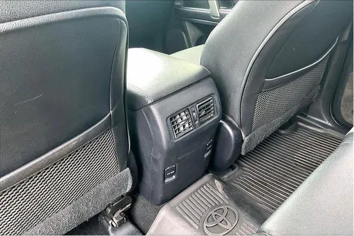 $24000 : Toyota 4Runner 2017 4x4 SR5 image 10