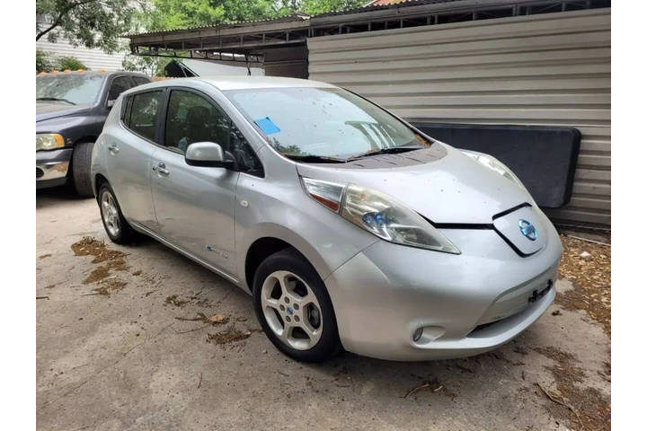 $3500 : 2011 NISSAN LEAF2011 NISSAN L image 2