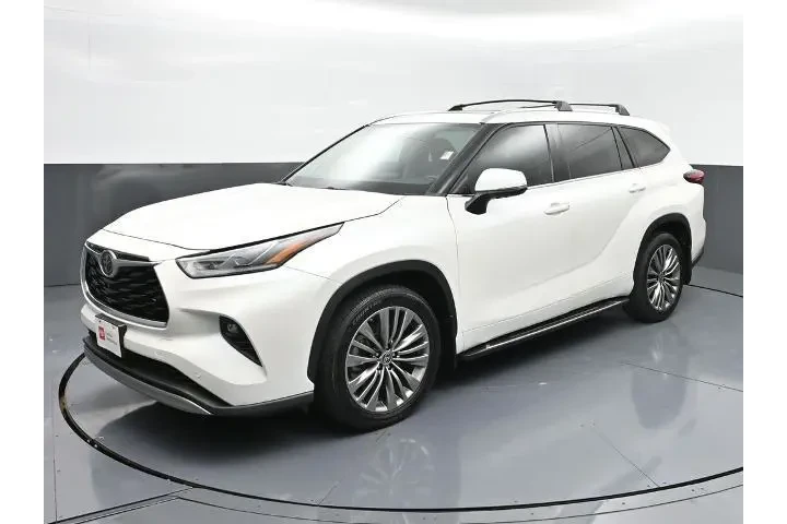 $32995 : Toyota Highlander 2021 AWD P image 1