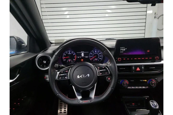 $19998 : Kia Forte 2023 GT 4dr Sedan image 10