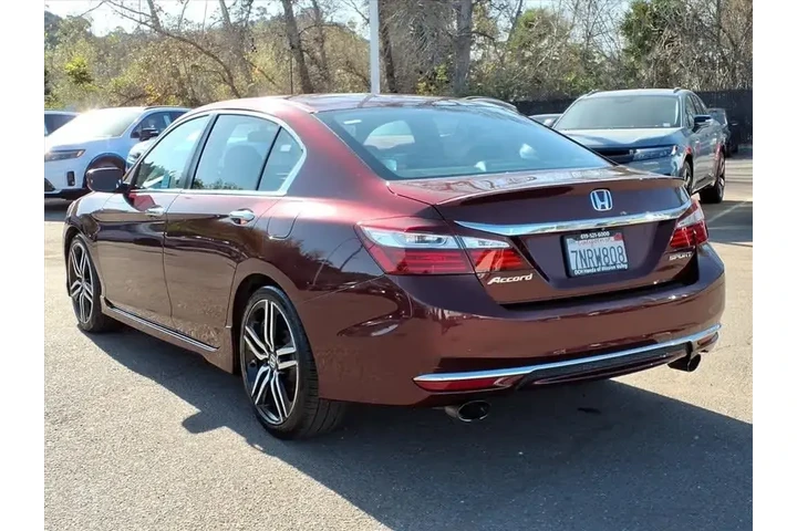 $13765 : Honda Accord 2016 Sport 4dr image 6