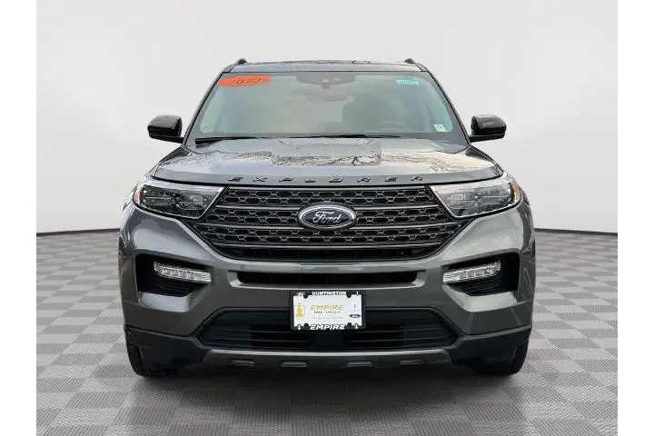 $30188 : Ford Explorer 2023 AWD XLT 4 image 2