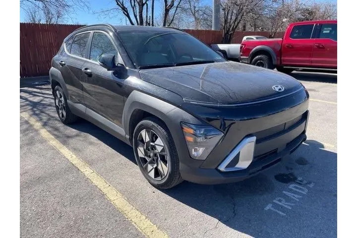 $19900 : Hyundai KONA 2025 SEL 4dr Cr image 4
