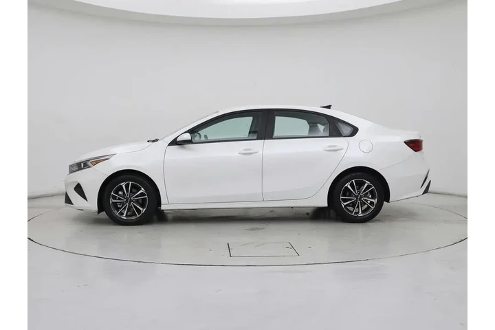 $18998 : Kia Forte 2024 LXS 4dr Sedan image 3