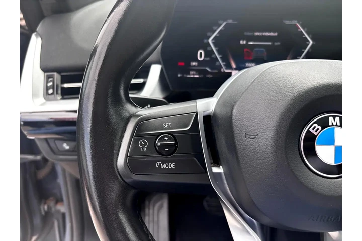 2023 BMW X1 xDrive28i image 9