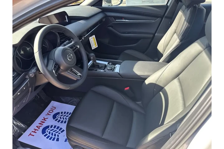 $22999 : Mazda Mazda3 Hatchback 2025 image 8