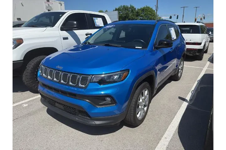 $24000 : Jeep Compass 2022 4x4 Latitu image 2