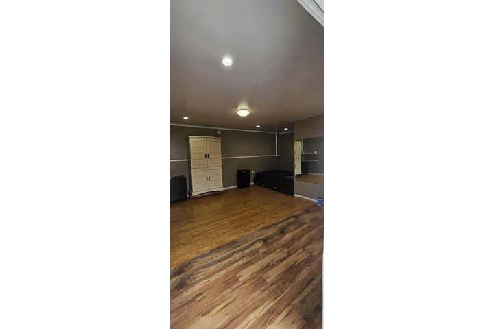 $1100 : Rento cuarto en Torrance image 1