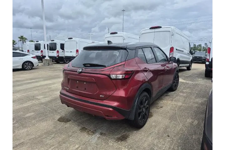 $18591 : Nissan Kicks 2023 SV 4dr Cro image 3