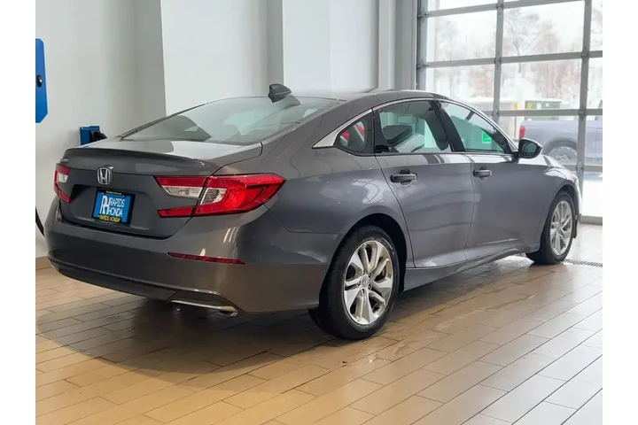 $19244 : Honda Accord 2018 LX 4dr Sed image 6