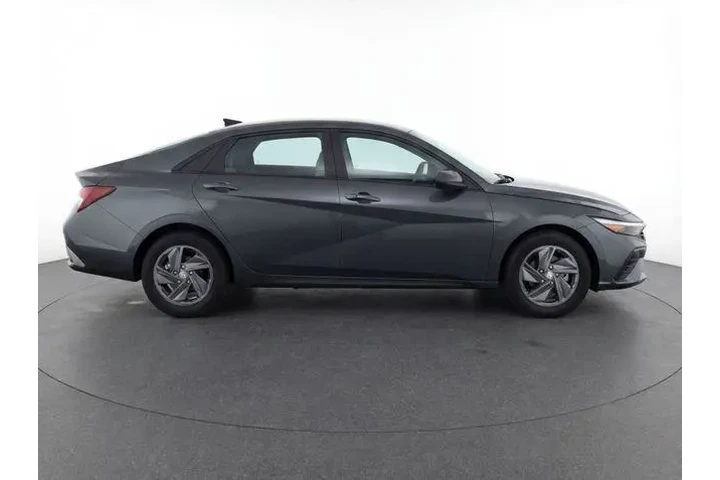 $16000 : Hyundai ELANTRA 2024 SE 4dr image 8