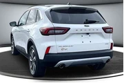$27500 : Ford Escape 2023 AWD Platinu thumbnail