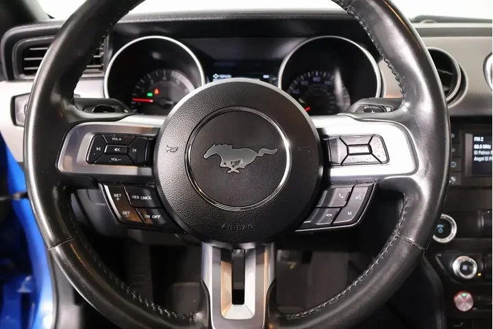 $30903 : Ford Mustang 2020 GT 2dr Fas image 3