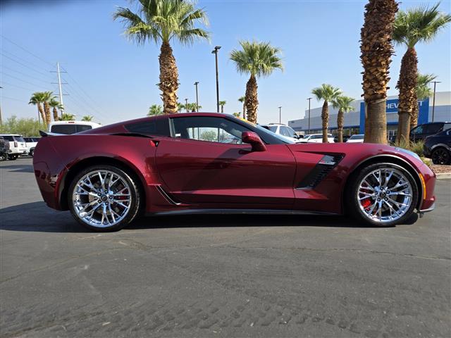 $72591 : Pre-Owned 2016 Corvette Z06 3 image 7