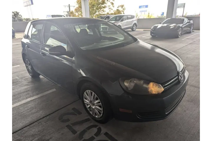 $8490 : 2014 Golf 2.5L PZEV image 4