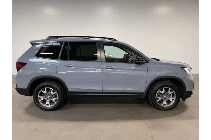 $32934 : Honda Passport 2022 AWD Trai image 2
