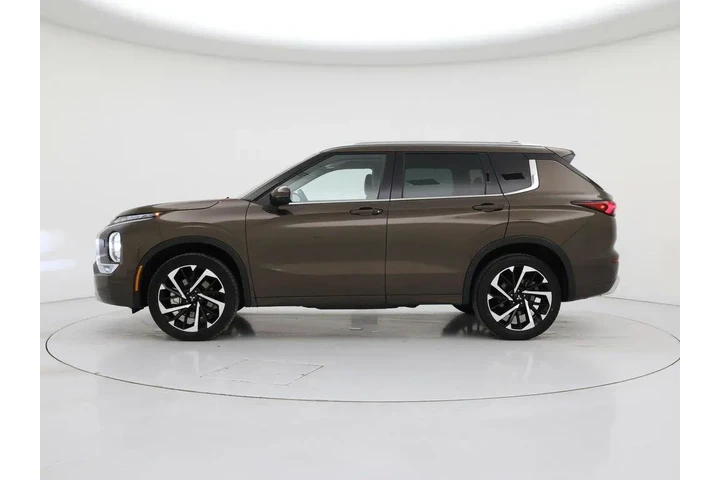 $30998 : Mitsubishi Outlander 2023 AW image 3