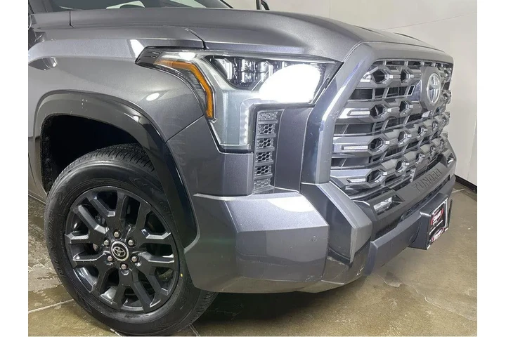 $53997 : 2023 Tundra Platiunum image 9