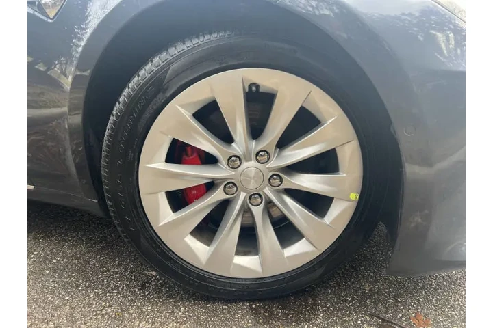 $29997 : 2019 Model S Performance image 8