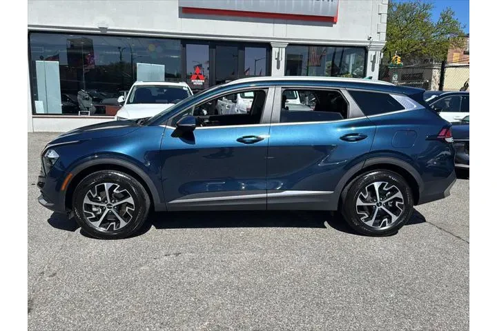 $23990 : Kia Sportage Hybrid 2023 AWD image 2