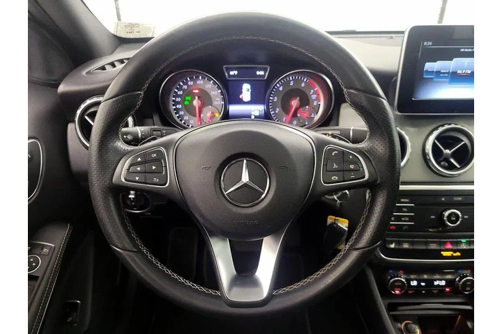 $15998 : Mercedes-Benz GLA 2017 AWD G image 10