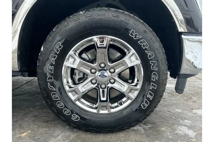 $36600 : Ford F-150 2021 4x4 Lariat 4 image 9