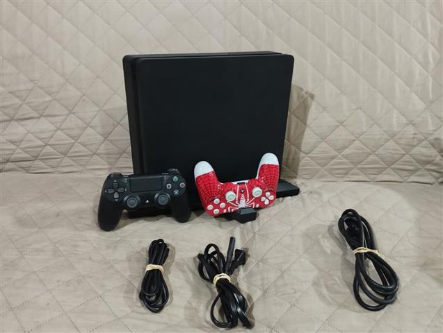 $1500 : Sony Playstation 4 Slim 1tb + image 1