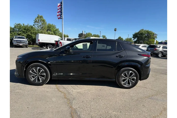 $30500 : Lexus RZ 300e 2024 Premium 4 image 2