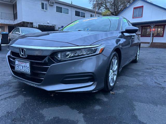 2019 Accord LX image 3