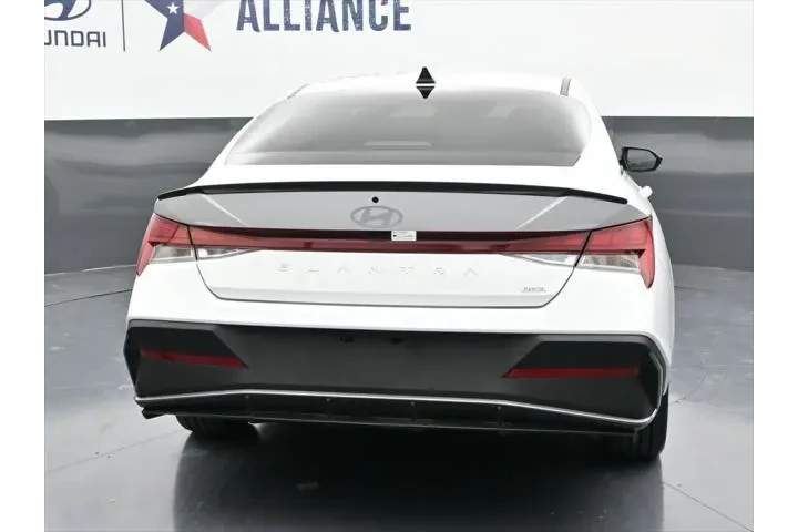 $22639 : Hyundai ELANTRA Hybrid 2025 image 6