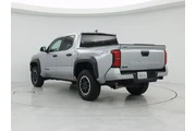 $39998 : Toyota Tacoma 2025 4x4 SR5 4 thumbnail