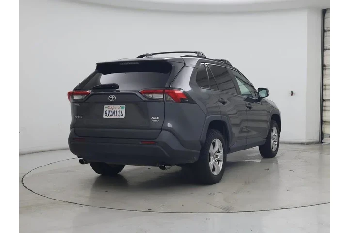 $25998 : Toyota RAV4 2021 AWD XLE 4dr image 8