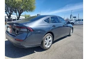 $28698 : Honda Accord 2025 LX 4dr Sed thumbnail