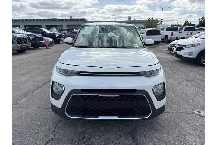 $14988 : Kia Soul 2022 image 8