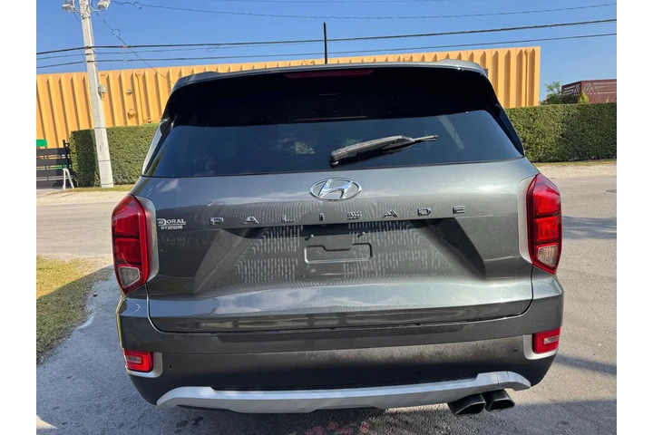 $13899 : Hyundai Palisade ( CASH ) image 8