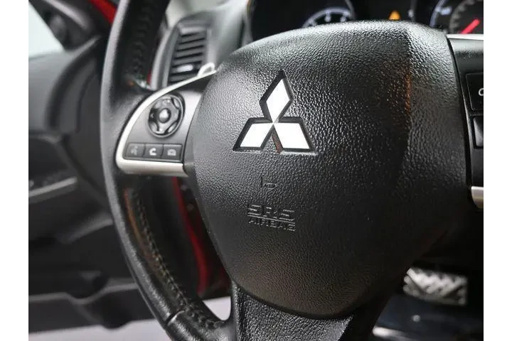 $3995 : Mitsubishi Outlander Sport 2 image 9