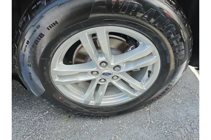 $21990 : Ford Explorer 2022 XLT 4dr S image 7