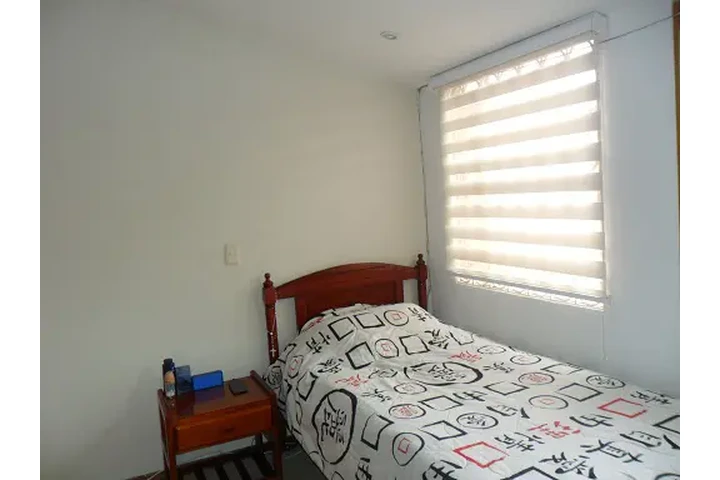 $270000000 : CONFORTABLE CASA EN TINTAL image 4