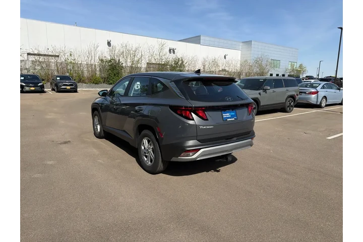 $29350 : Hyundai TUCSON 2025 AWD SE 4 image 3