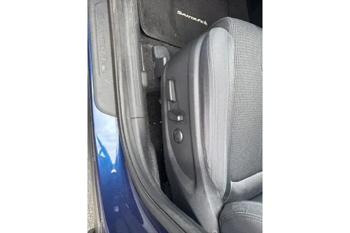 $18998 : Hyundai SANTA FE 2021 SEL 4d image 7