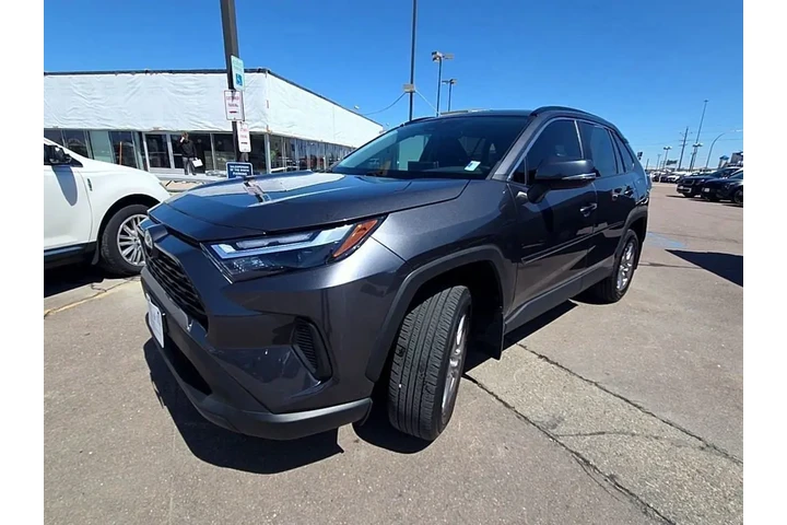 $28993 : 2022 RAV4 XLE image 6