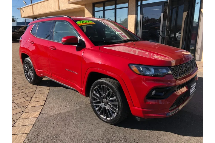 $22492 : 2023 Compass (Red) Edition 4WD image 8