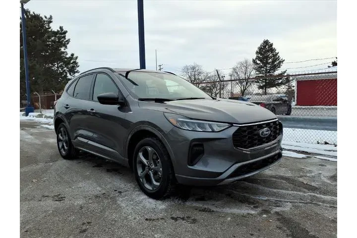 $23980 : Ford Escape 2023 AWD ST-Line image 3