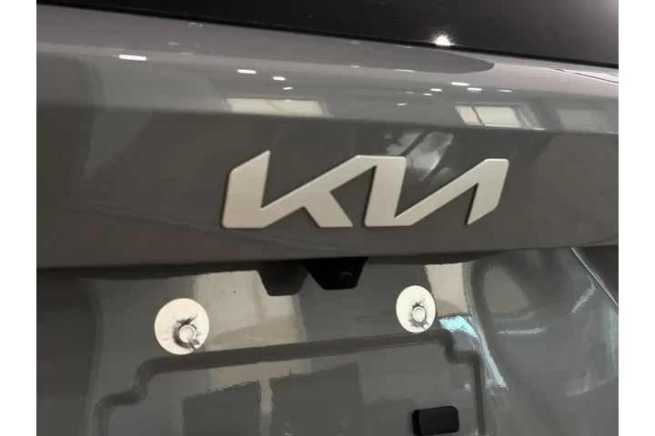 $38997 : Kia Sorento 2024 AWD X-Pro S image 7